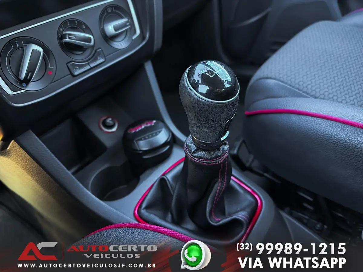 volkswagen-fox-rock-in-rio-1-6-mi-total-flex-8v-5p-2016-271760-14-lg