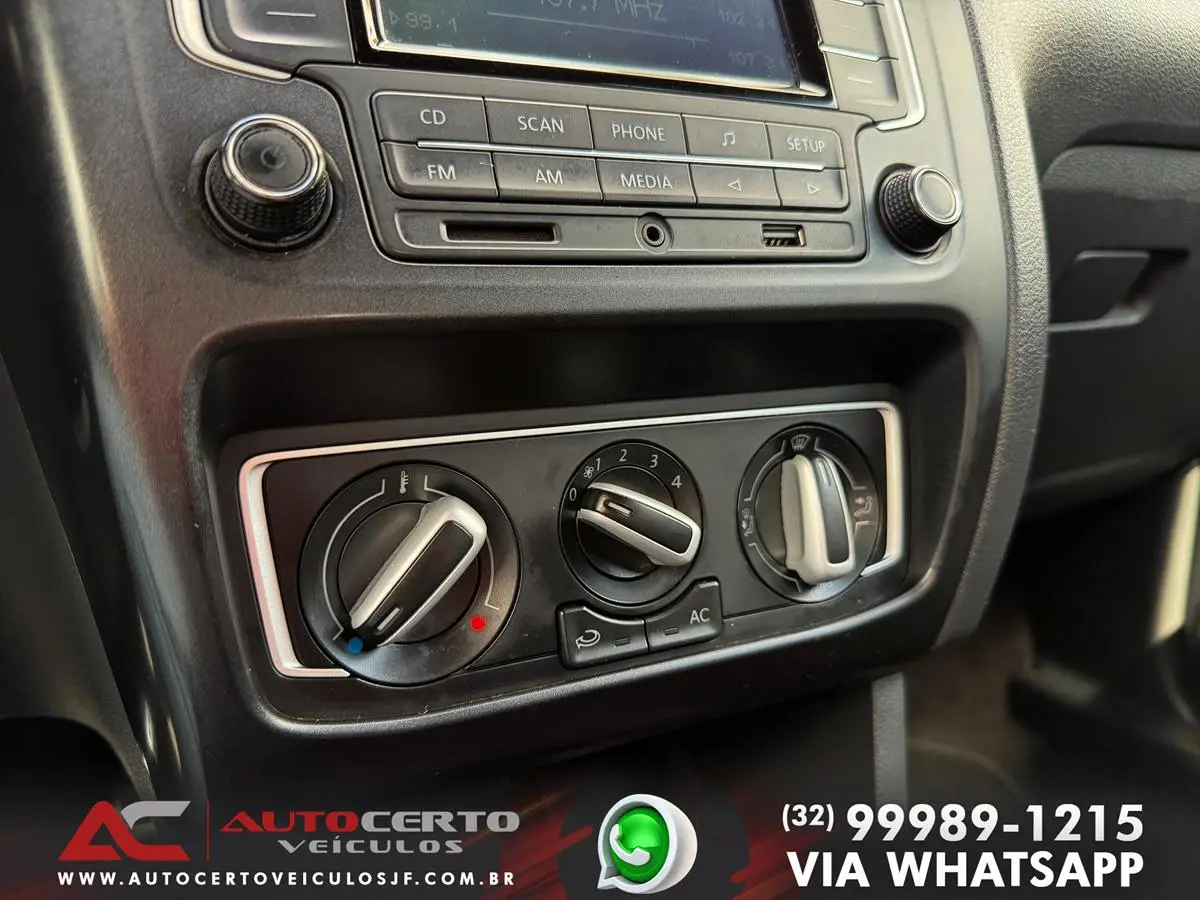 volkswagen-fox-rock-in-rio-1-6-mi-total-flex-8v-5p-2016-272147-16-lg
